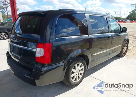 2013 Chrysler Town & Country Touring z USA, uszkodzony, nr VIN 2C4RC1BG8DR796877